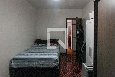 Casa à venda com 300m², 8 quartos e 4 vagasQuarto casa 03