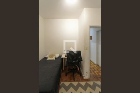 Casa à venda com 300m², 8 quartos e 4 vagasQuarto 03 casas 02