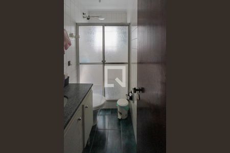 Casa à venda com 300m², 8 quartos e 4 vagasBanheiro casa 03