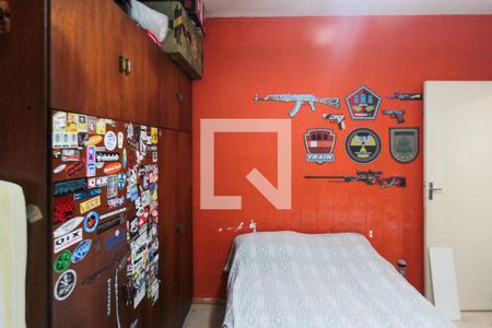 Casa à venda com 300m², 8 quartos e 4 vagasQuarto Casa 04