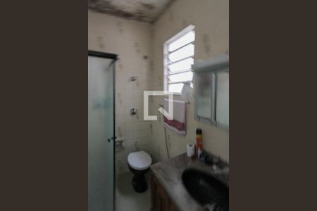 Casa à venda com 300m², 8 quartos e 4 vagasBanheiro 02 casa 04