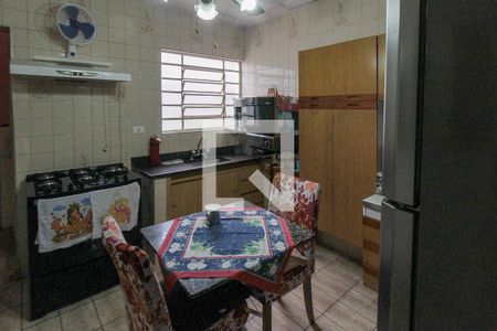 Casa à venda com 300m², 8 quartos e 4 vagasCozinha
