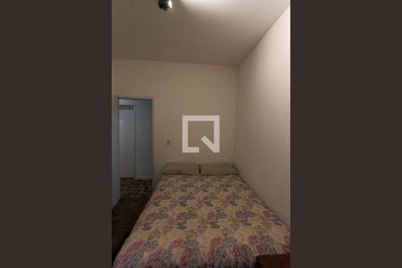 Casa à venda com 300m², 8 quartos e 4 vagasQuarto casa 02