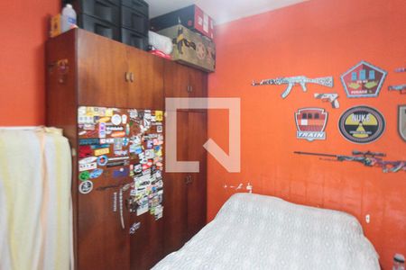 Casa à venda com 300m², 8 quartos e 4 vagasQuarto Casa 04