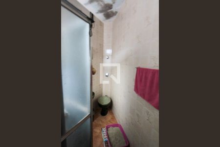 Casa à venda com 300m², 8 quartos e 4 vagasBanheiro