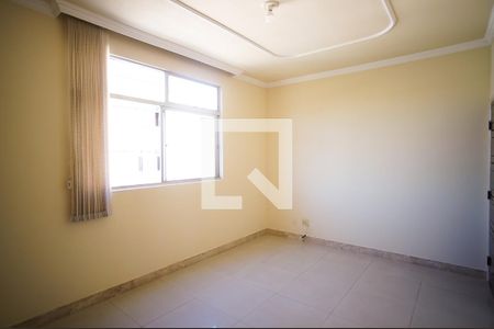 Sala de apartamento para alugar com 3 quartos, 80m² em Alípio de Melo, Belo Horizonte