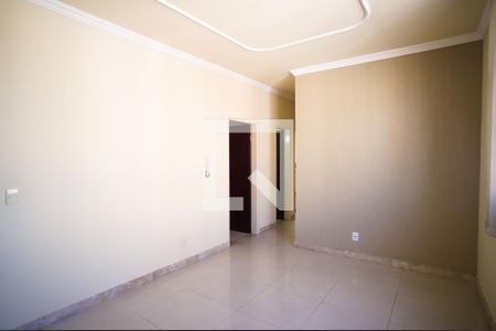 Sala de apartamento à venda com 3 quartos, 80m² em Alípio de Melo, Belo Horizonte
