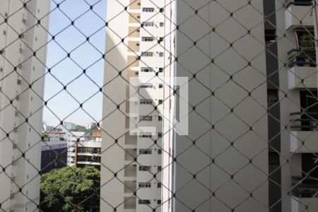 Apartamento para alugar com 70m², 2 quartos e 2 vagasVista do Quarto 2