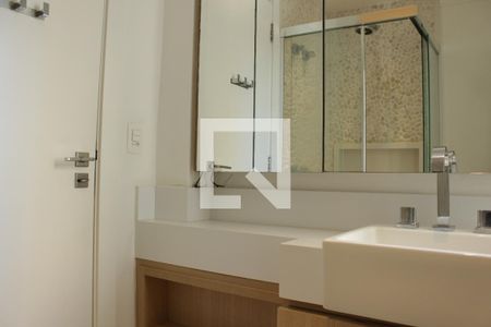 Apartamento para alugar com 70m², 2 quartos e 2 vagas Apartamento para alugar com 70m², 2 quartos e 2 vagasBanheiro