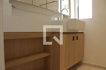 Apartamento para alugar com 70m², 2 quartos e 2 vagasBanheiro