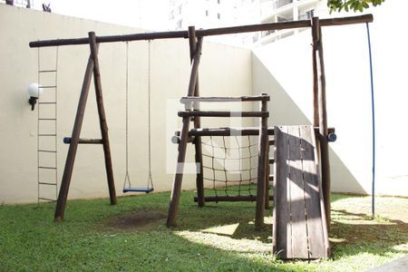 Apartamento para alugar com 70m², 2 quartos e 2 vagasPlayground