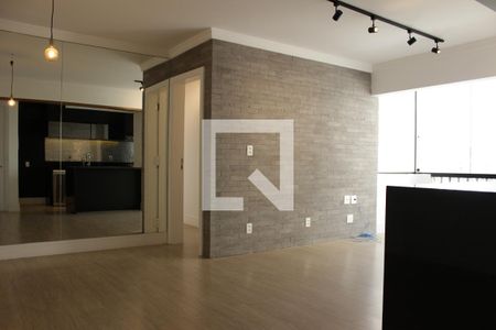 Sala de apartamento para alugar com 2 quartos, 70m² em Vila Madalena, São Paulo