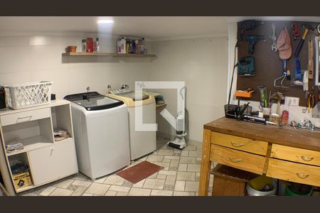 Casa à venda com 120m², 2 quartos e 2 vagas Casa à venda com 120m², 2 quartos e 2 vagasÁrea de Serviço