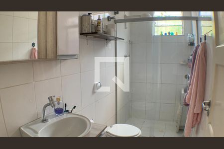 Casa à venda com 120m², 2 quartos e 2 vagas Casa à venda com 120m², 2 quartos e 2 vagasBanheiro