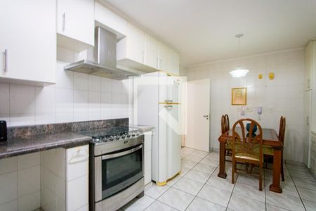 Apartamento à venda com 150m², 3 quartos e 2 vagas Apartamento à venda com 150m², 3 quartos e 2 vagasCozinha