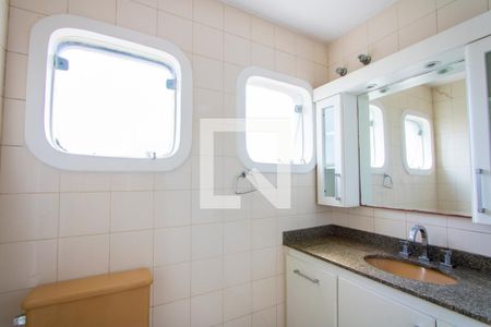 Apartamento à venda com 150m², 3 quartos e 2 vagas Apartamento à venda com 150m², 3 quartos e 2 vagasBanheiro do quarto 3