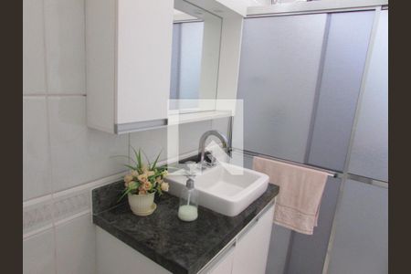 Casa à venda com 181m², 3 quartos e 2 vagasBanheiro