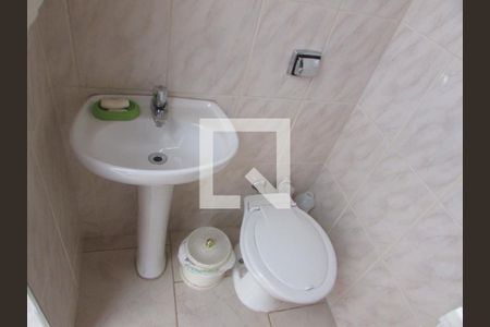 Casa à venda com 181m², 3 quartos e 2 vagasBanheiro área Churrasqueira