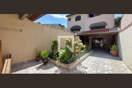 Casa à venda com 315m², 3 quartos e 4 vagasJardim