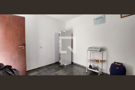 Casa à venda com 315m², 3 quartos e 4 vagasQuarto  4 Edícula