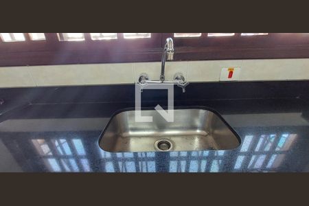 Casa à venda com 315m², 3 quartos e 4 vagasCozinha 