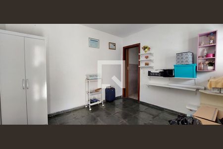 Casa à venda com 315m², 3 quartos e 4 vagasQuarto  4 Edícula