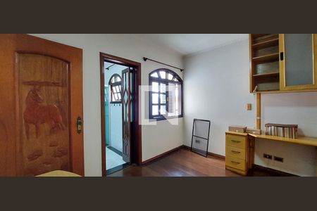 Casa à venda com 315m², 3 quartos e 4 vagasQuarto suíte 2