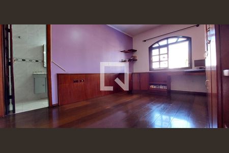 Casa à venda com 315m², 3 quartos e 4 vagasQuarto 3 suíte