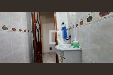 Casa à venda com 315m², 3 quartos e 4 vagasLavabo