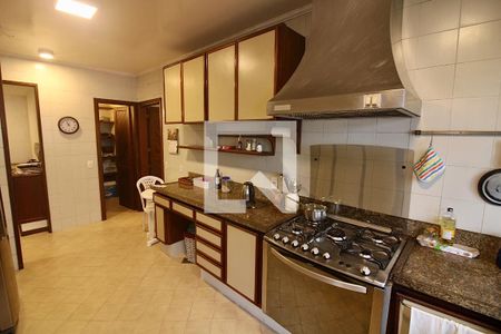 Casa à venda com 395m², 4 quartos e sem vagaCozinha