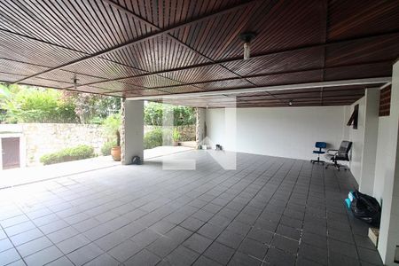 Casa à venda com 395m², 4 quartos e sem vagaGaragem
