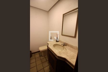 Casa à venda com 395m², 4 quartos e sem vagaLavabo