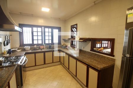 Casa à venda com 395m², 4 quartos e sem vagaCozinha