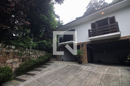 Casa à venda com 395m², 4 quartos e sem vagaFachada