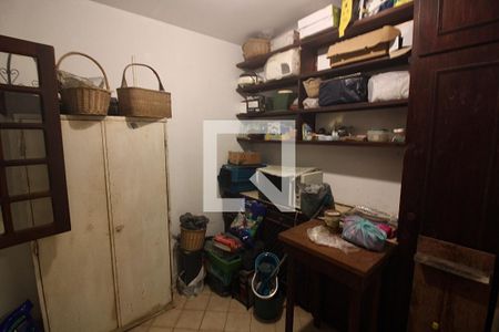 Casa à venda com 395m², 4 quartos e sem vagaQuarto de Serviço