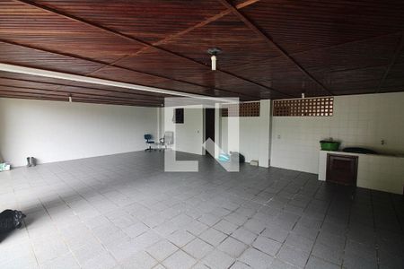 Casa à venda com 395m², 4 quartos e sem vagaGaragem