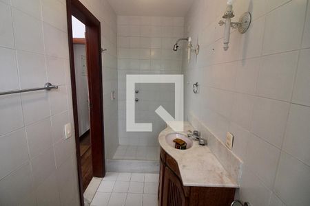 Casa à venda com 395m², 4 quartos e sem vagaBanheiro da Suíte 3