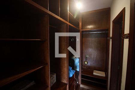 Casa à venda com 395m², 4 quartos e sem vagaCloset da suíte 2
