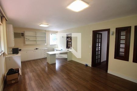 Casa à venda com 395m², 4 quartos e sem vagaEscritório