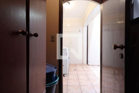 Casa à venda com 218m², 3 quartos e 3 vagasQuarto de Serviço