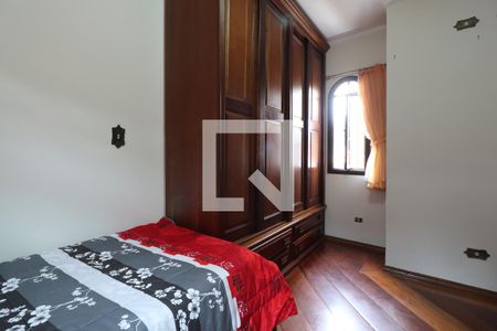 Casa à venda com 218m², 3 quartos e 3 vagasQuarto 2