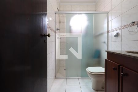 Casa à venda com 218m², 3 quartos e 3 vagasBanheiro 2