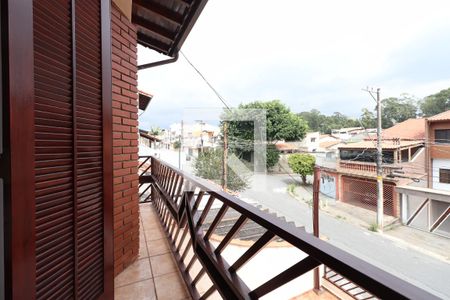 Casa à venda com 218m², 3 quartos e 3 vagasVaranda