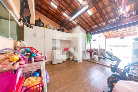 Apartamento à venda com 139m², 2 quartos e 2 vagasCobertura