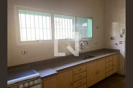 Casa à venda com 420m², 3 quartos e 3 vagas