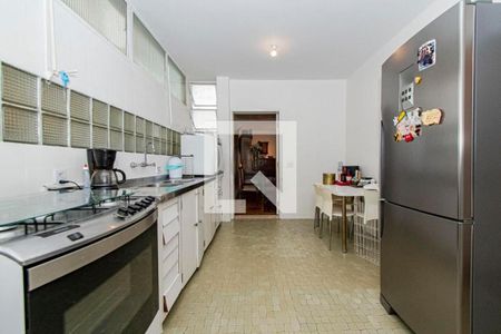Apartamento à venda com 3 quartos, 300m² em Santa Cecilia, São Paulo