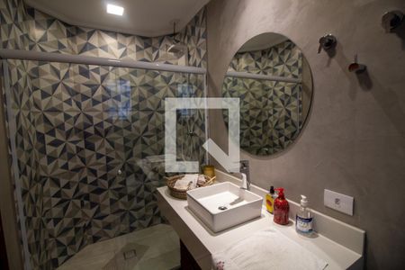 Casa à venda com 300m², 4 quartos e 4 vagas Casa à venda com 300m², 4 quartos e 4 vagasBanheiro 2