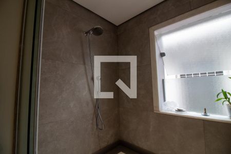 Casa à venda com 300m², 4 quartos e 4 vagas Casa à venda com 300m², 4 quartos e 4 vagasBanheiro da Suíte 2