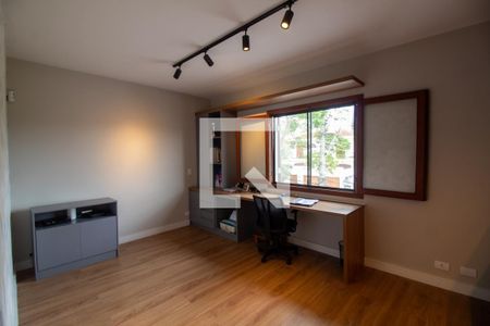 Casa à venda com 300m², 4 quartos e 4 vagas Casa à venda com 300m², 4 quartos e 4 vagasQuarto 3