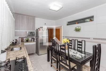 Casa à venda com 193m², 3 quartos e 3 vagasCozinha